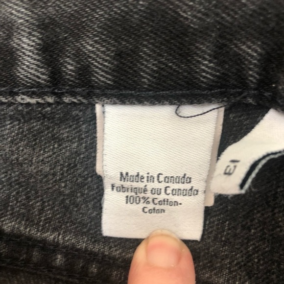 Calvin Klein vintage high rise mom style jeans. - Picture 9 of 13